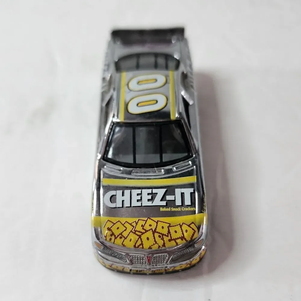 Vintage Racing Champions Cheese-It Gray #00 Baja performance boats die-cast car
